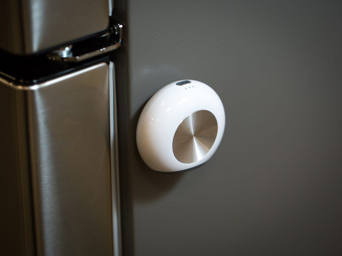 Reviewing Waitroseâ€™s new Hiku device A smart shopping companion