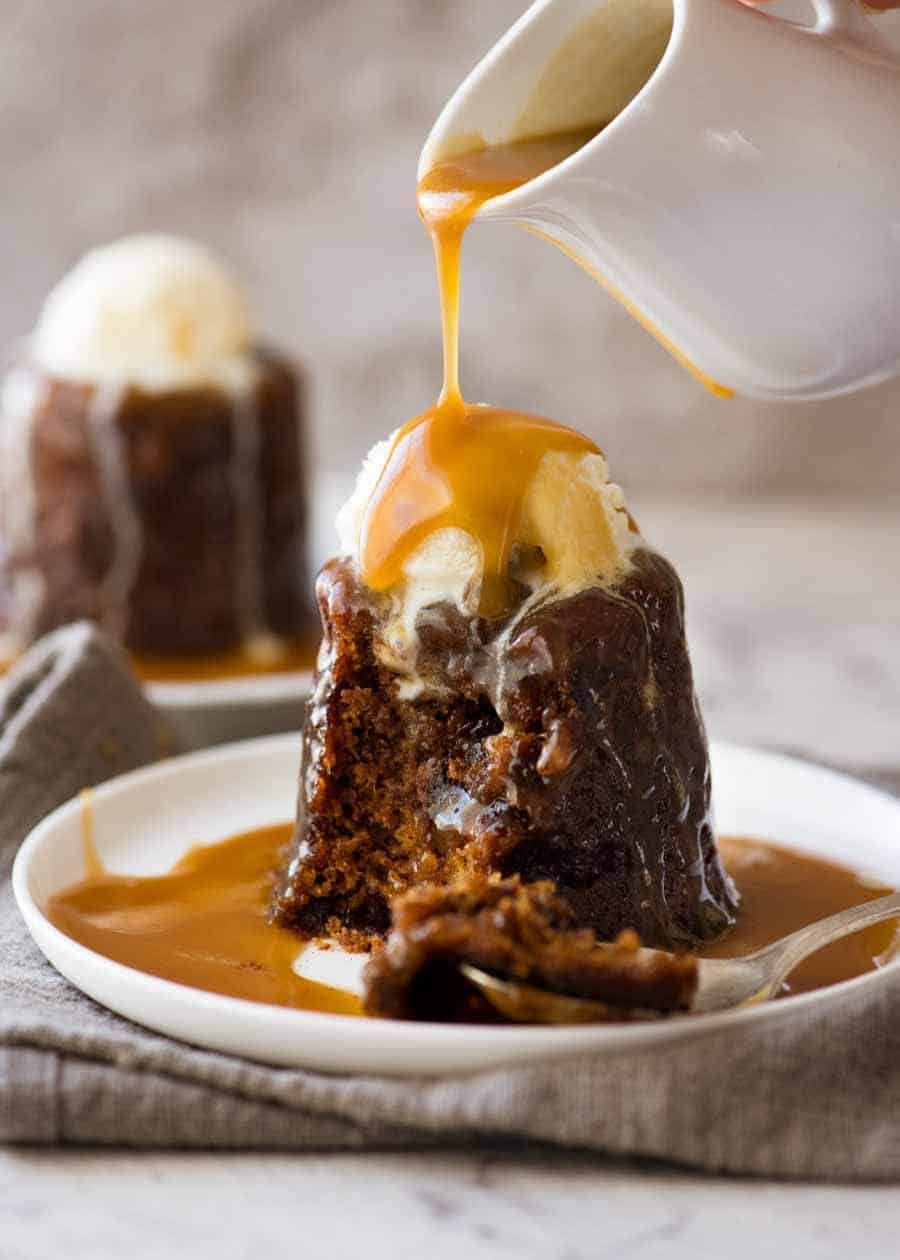 Sticky date pudding