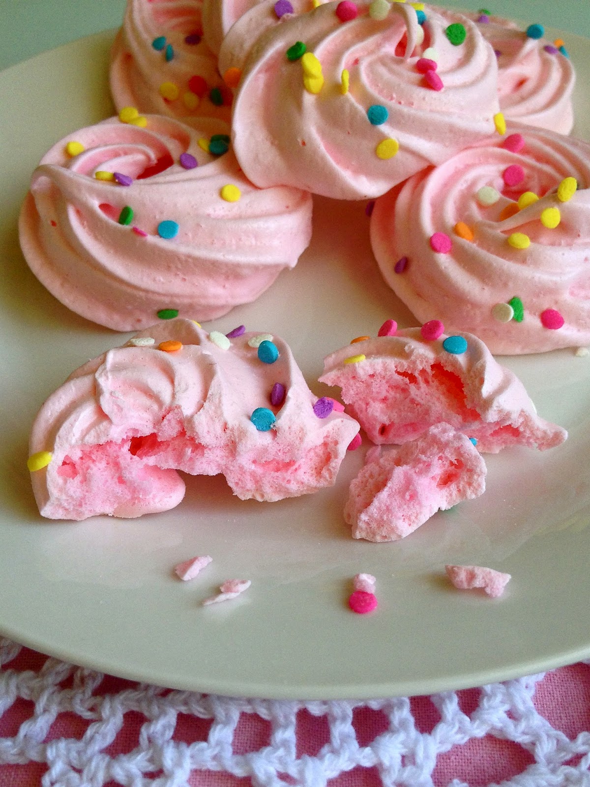 Amazing basic meringues recipe