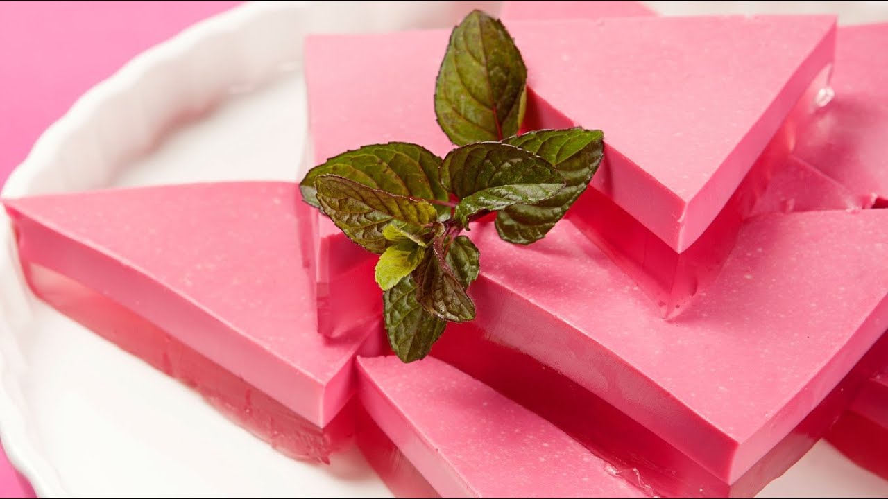 Our favourite jelly slice recipe
