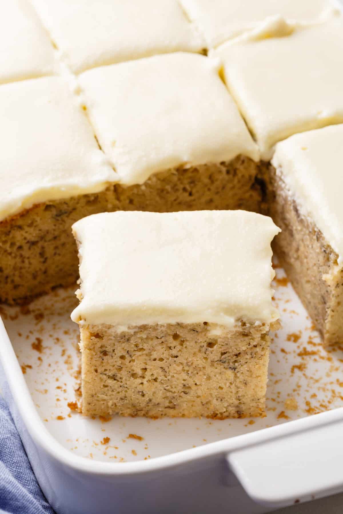 Banana cake with cream cheese frosting