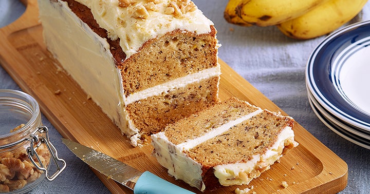 Banana cake with cream cheese frosting