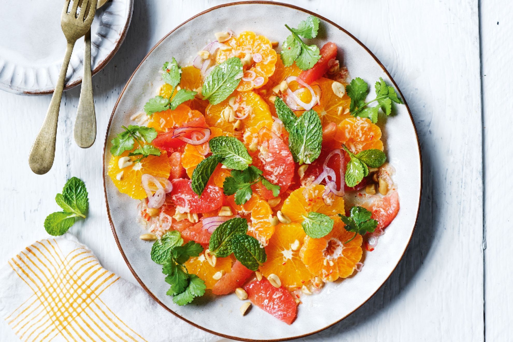 Thai-style citrus salad with lime and lemongrass vinaigrette
