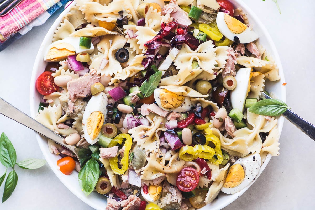Mediterranean-style tuna pasta salad
