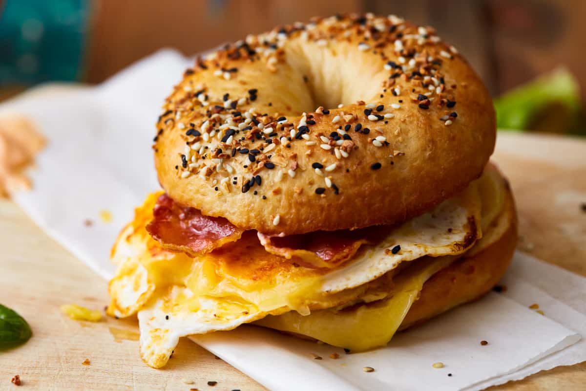 Bagel Breakfast Sandwich (Bacon, Egg, and Cheese)
