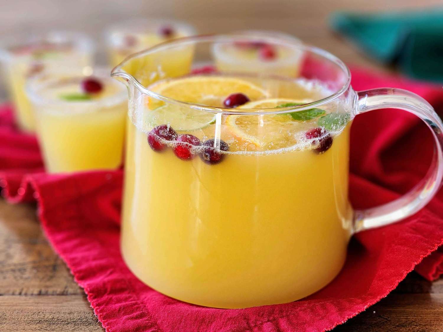 Holiday Punch Recipe (Easy Christmas Punch)