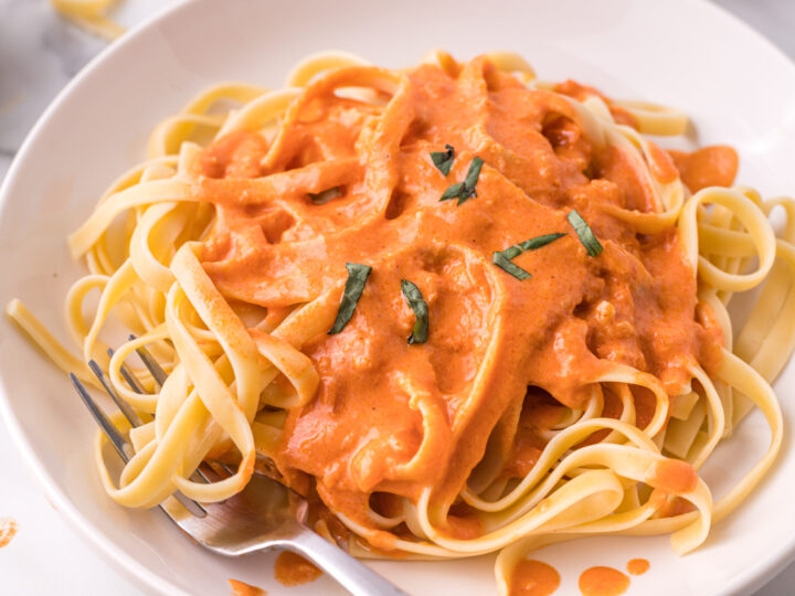 Tomato-Cream Sauce for Pasta