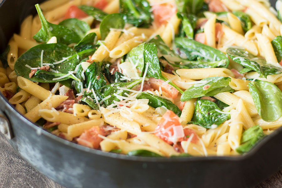Penne Pasta with Spinach and Bacon