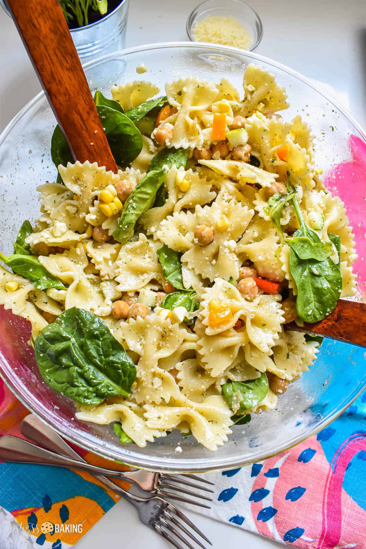 Spinach Basil Pasta Salad
