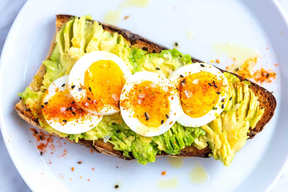 Smashed Avocado Toast with Egg