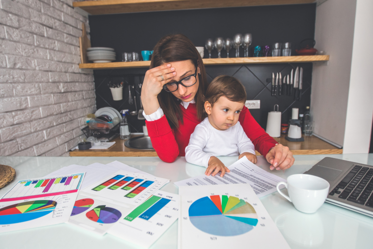 how to introduce a partner to your child How to Introduce a Partner to Your Child: The Right Timing